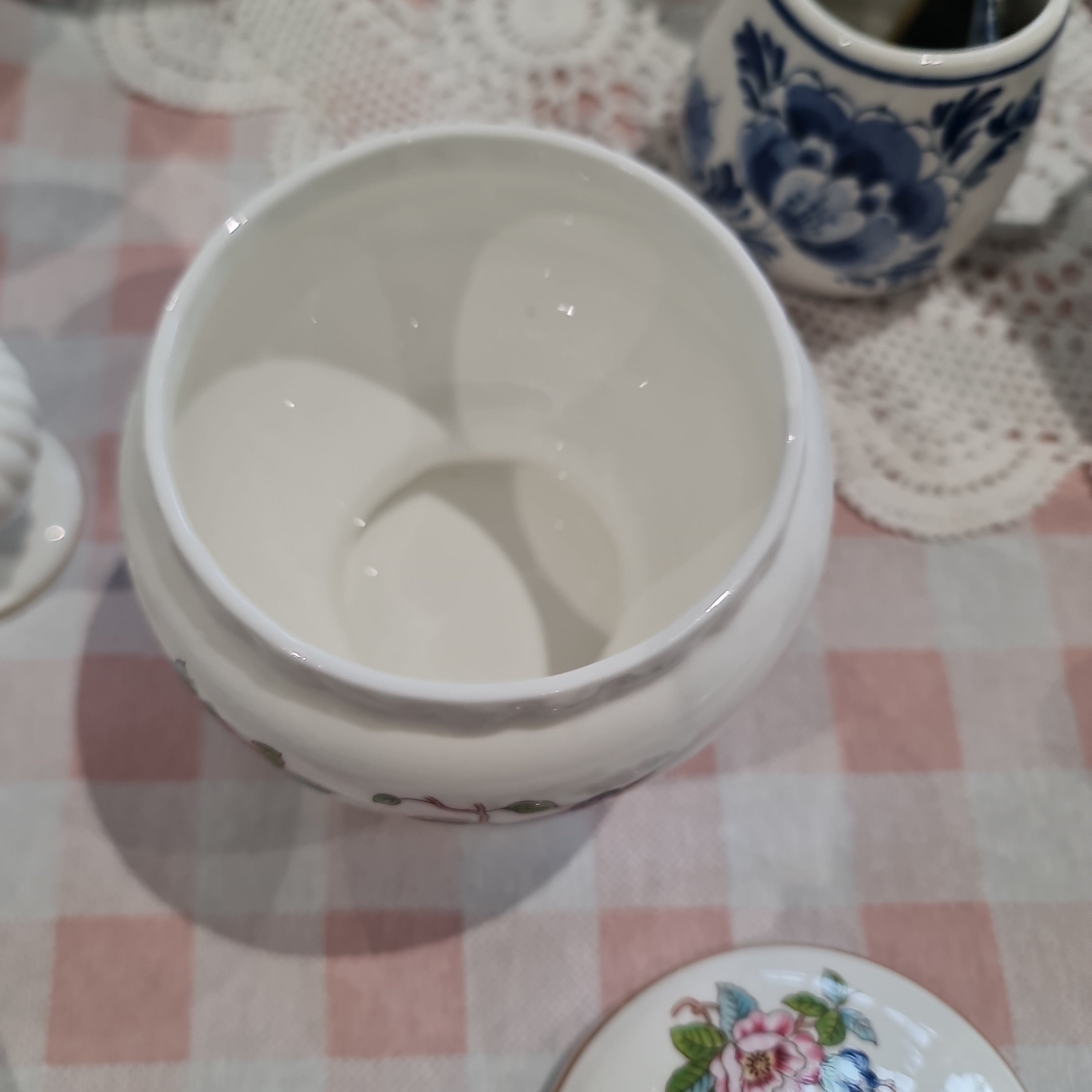 Aynsley limited edition canister with lid
