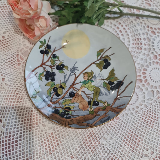 Crown Staffordshire  plate by M.G.Greensmith - elf