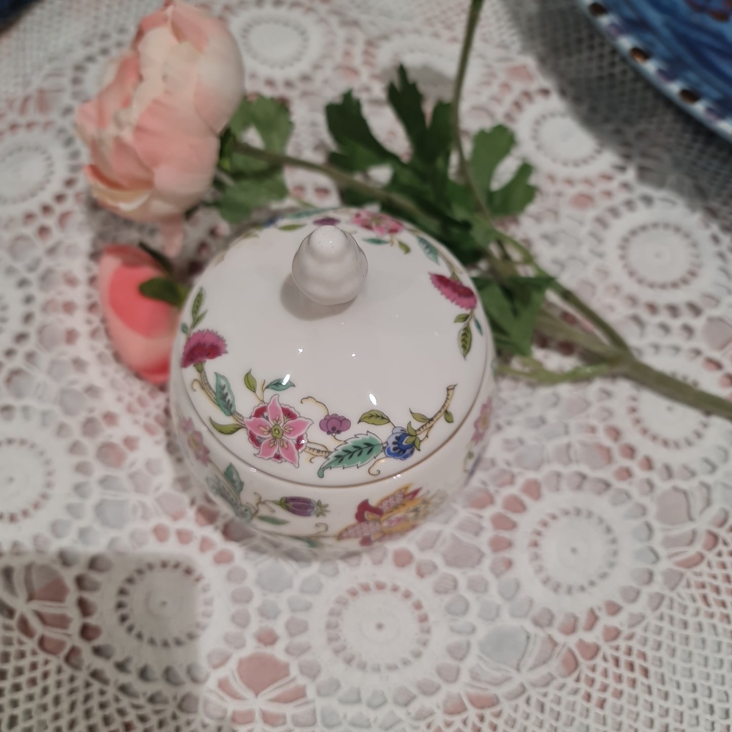 Rare Minton Haddon Hall canister with lid