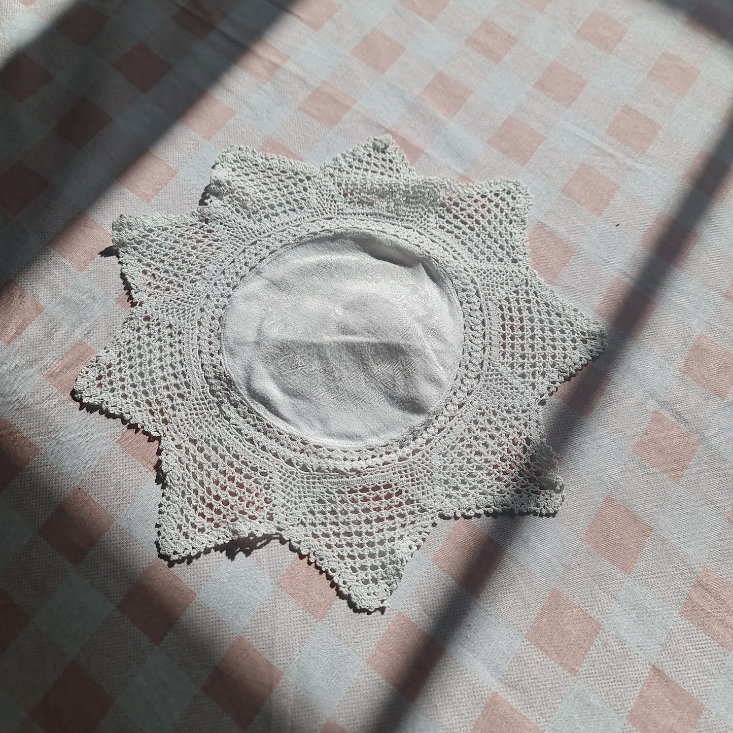 Vintage lace Dolly 26 cm