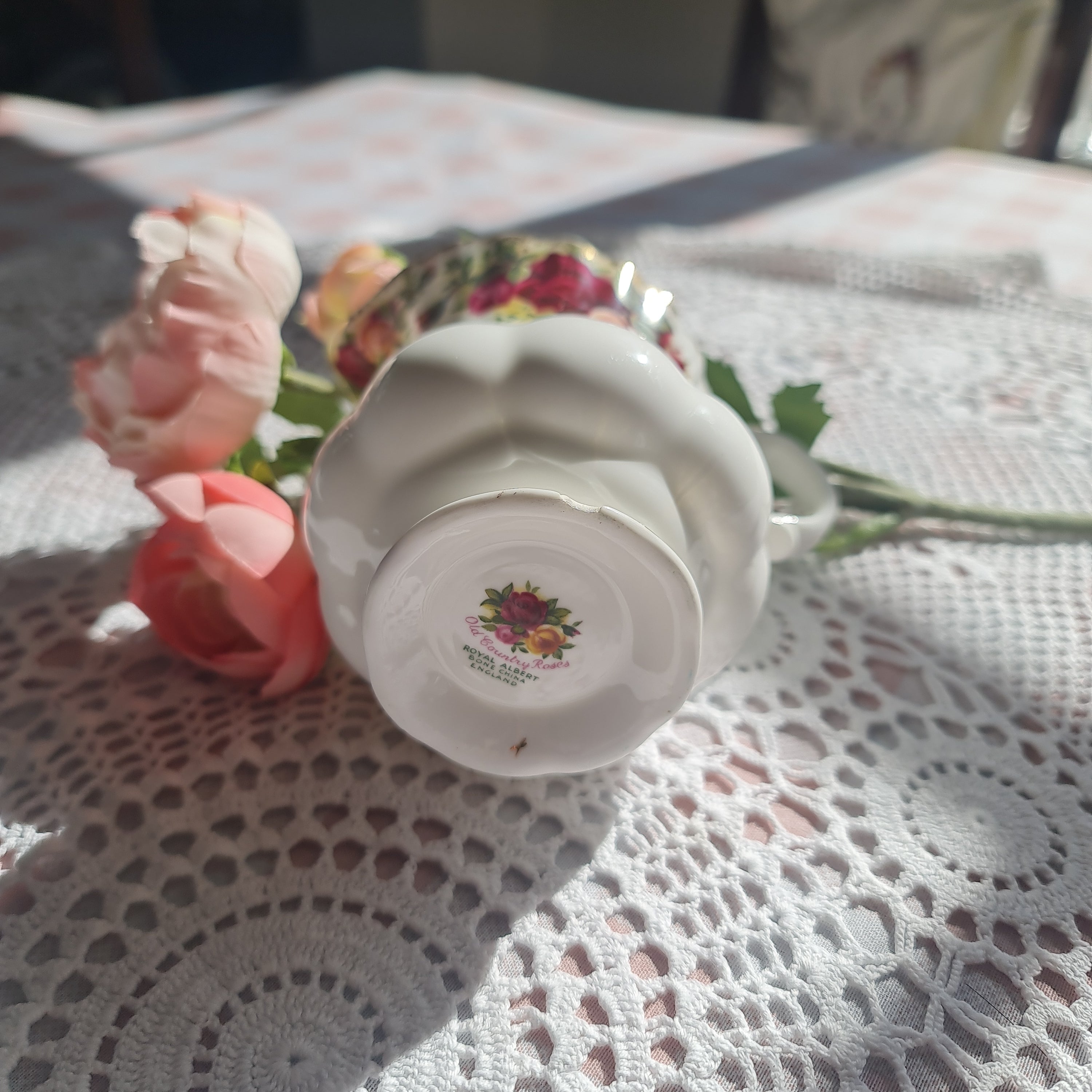 Royal Albert Old country rose vintage milk jug (Height 11cm)