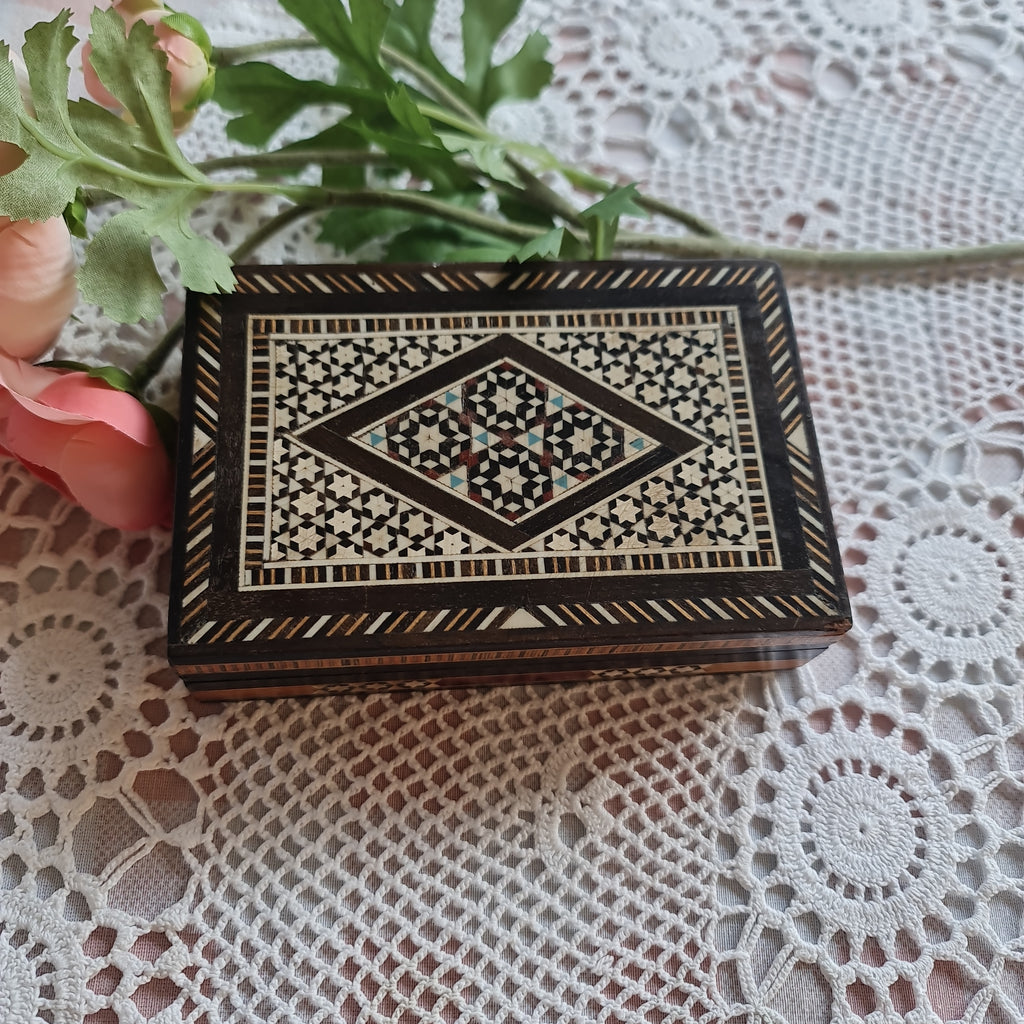 Beautiful jewellery box with mother of pearl inlaid