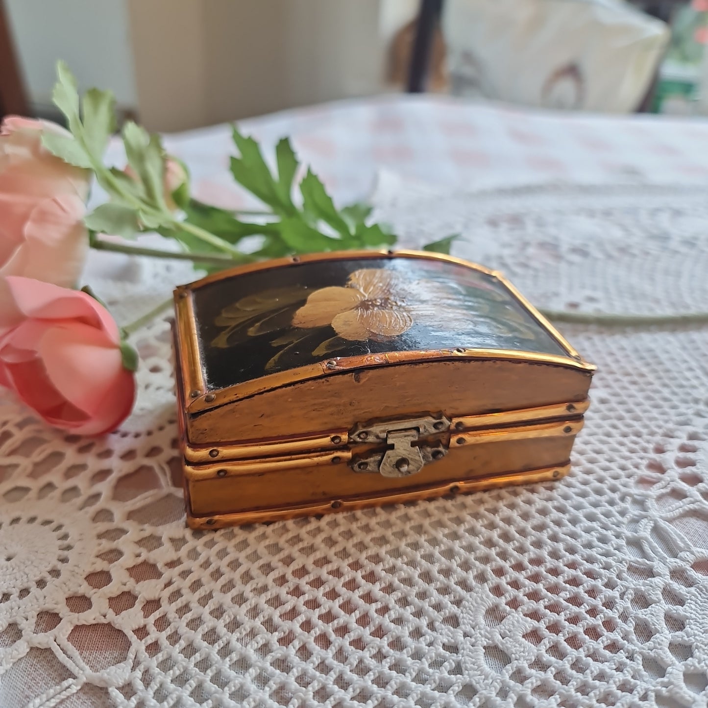 Vintage handmade and handpainted jewellery box