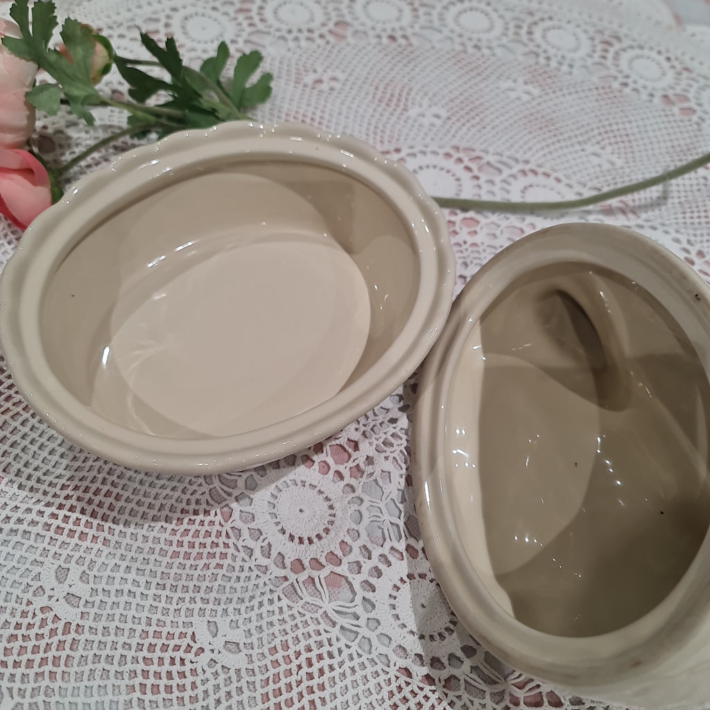 Mason Cash vintage Hen Nest