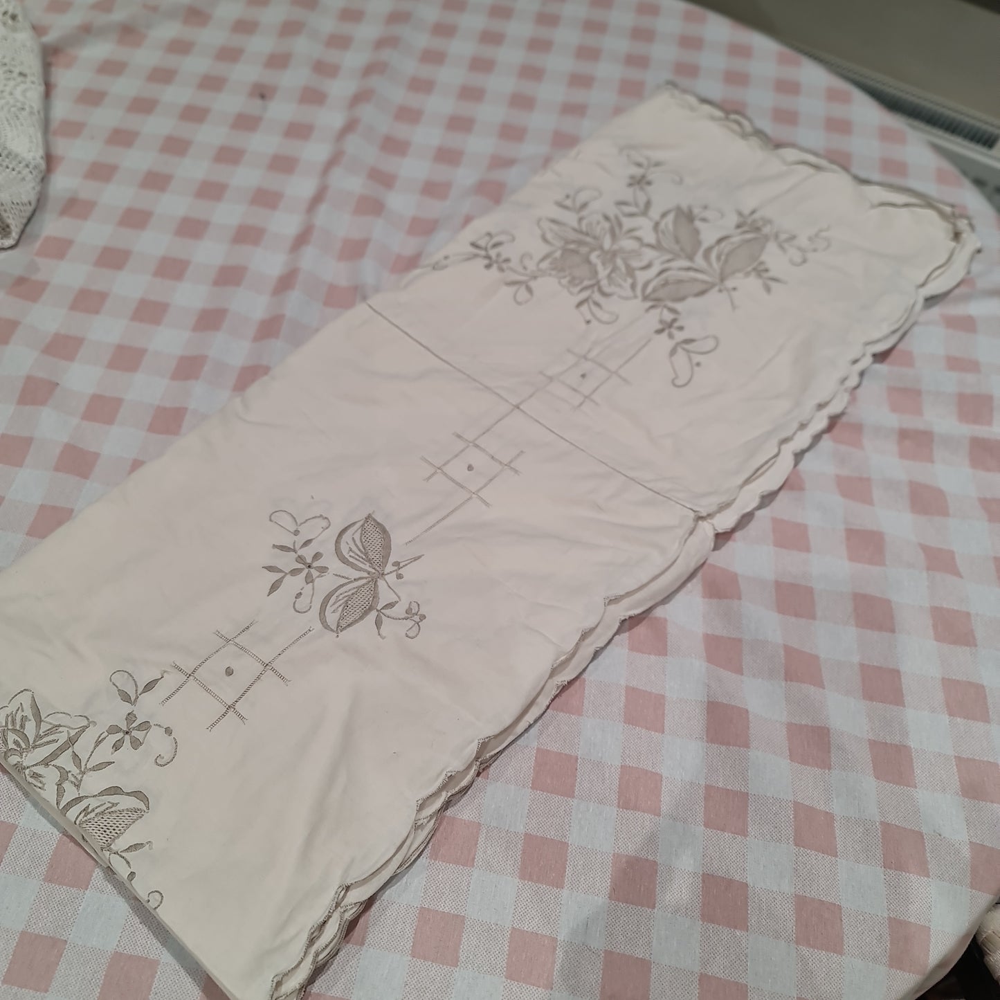 Lovely vintage Embroidery big bed spread