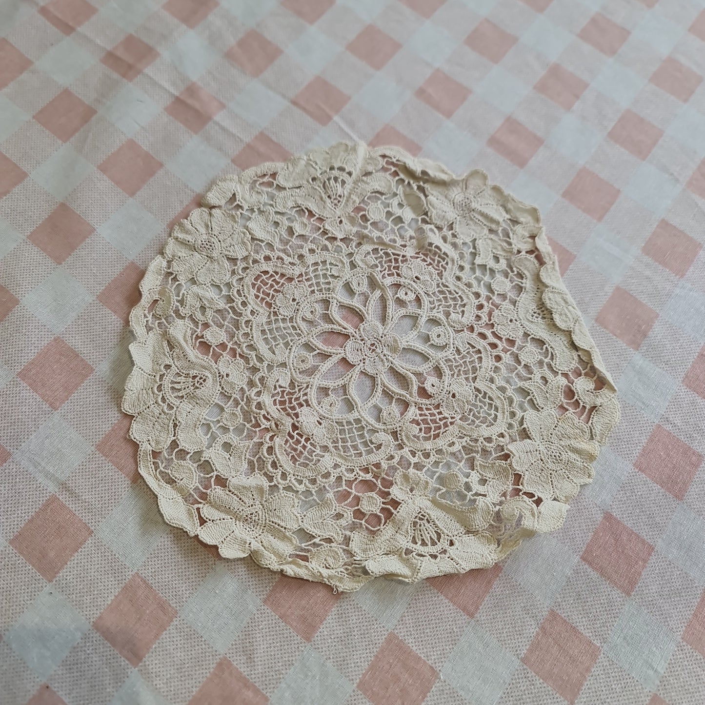 Nice vintage lace Dolly