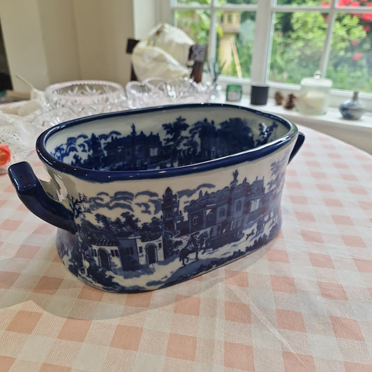 Ironstone blue and white planter L 39 cm