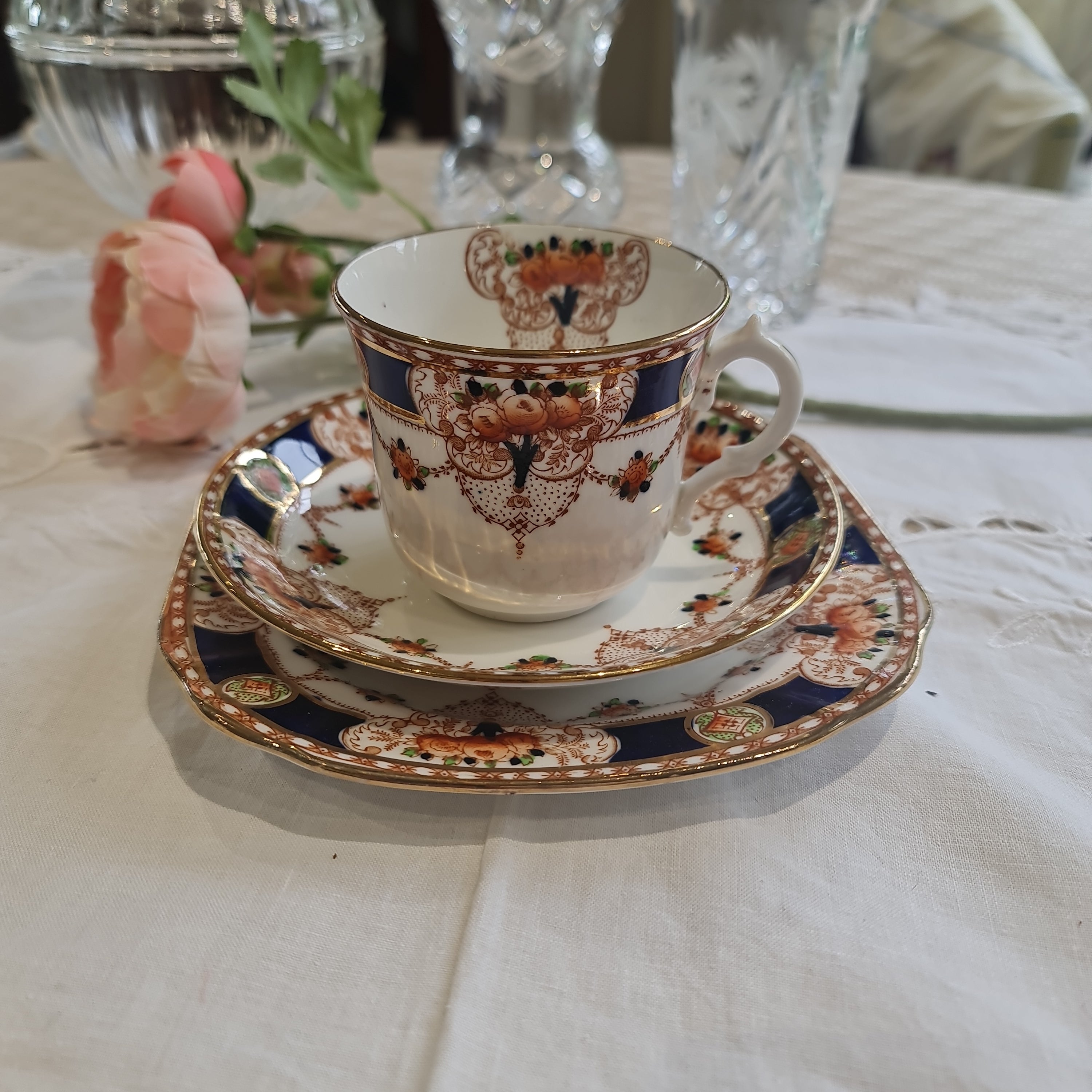 Vintage Phoenix Imari fine bone china tea set trio