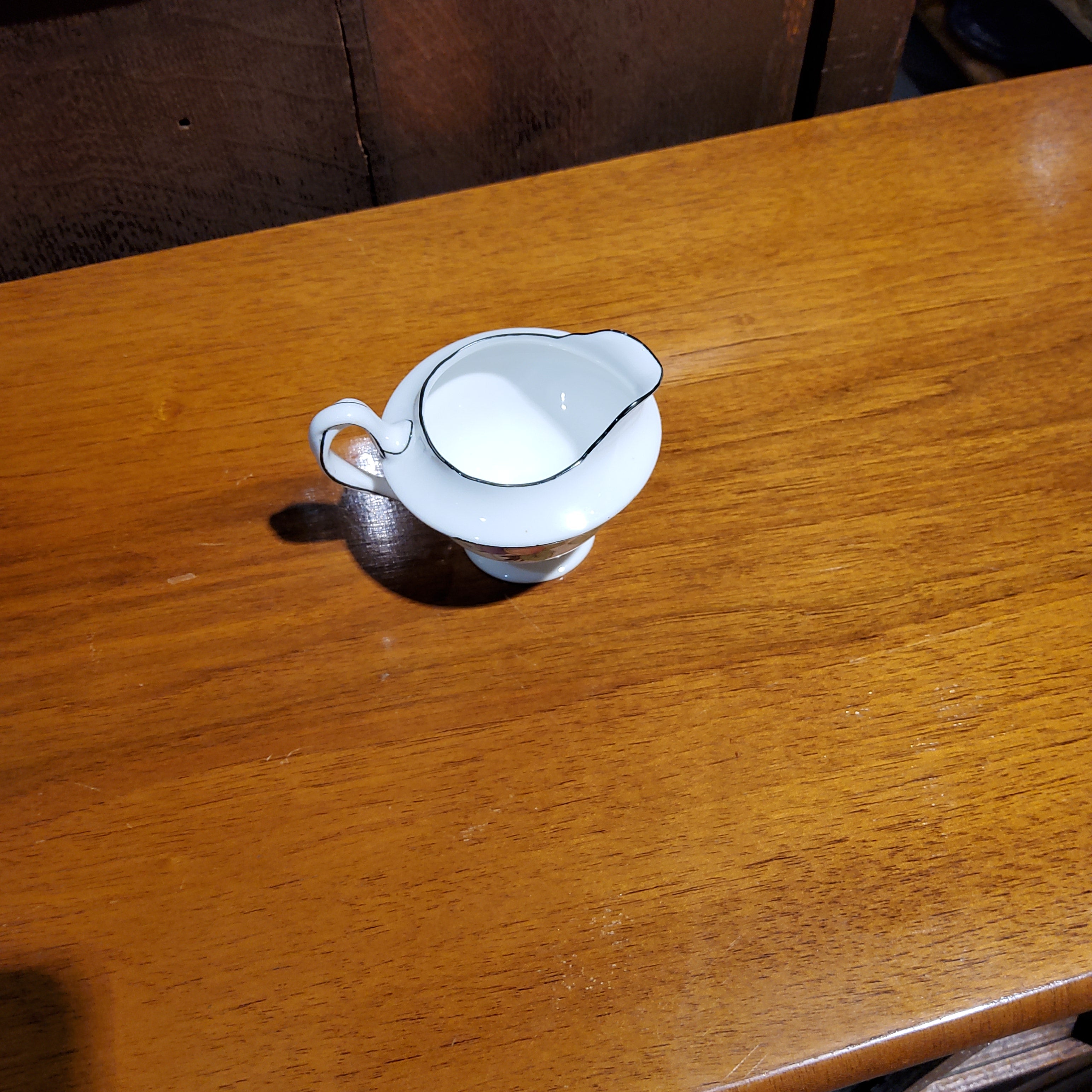 Rare Shelly small milk jar