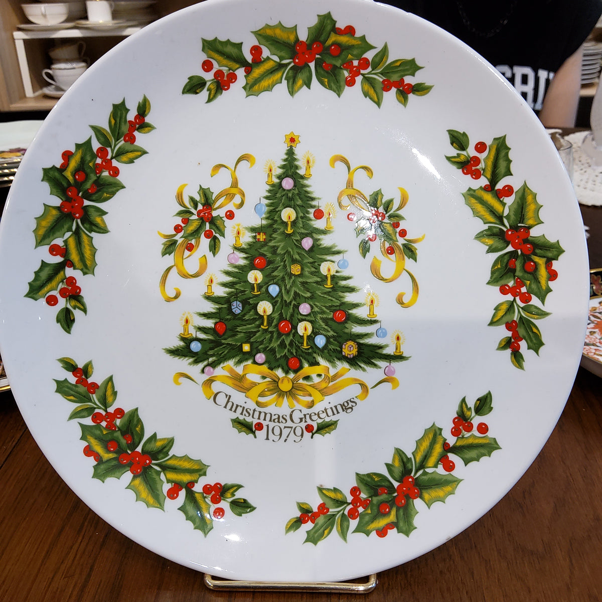 Royal Stafford Christmas Greeting Plate (1979)