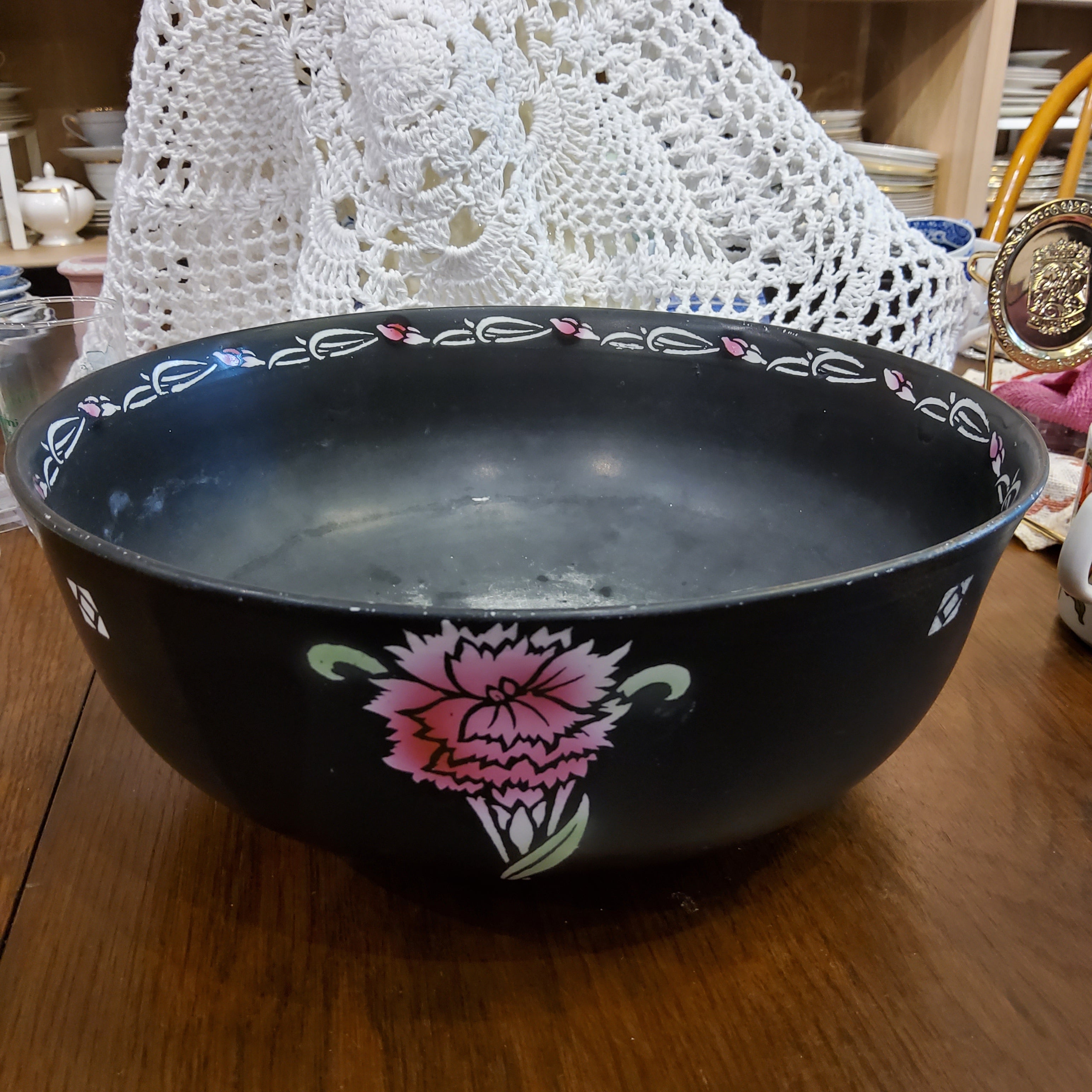 Shelley Art Deco Bowl - Carnation Pattern (Reg. 662445)