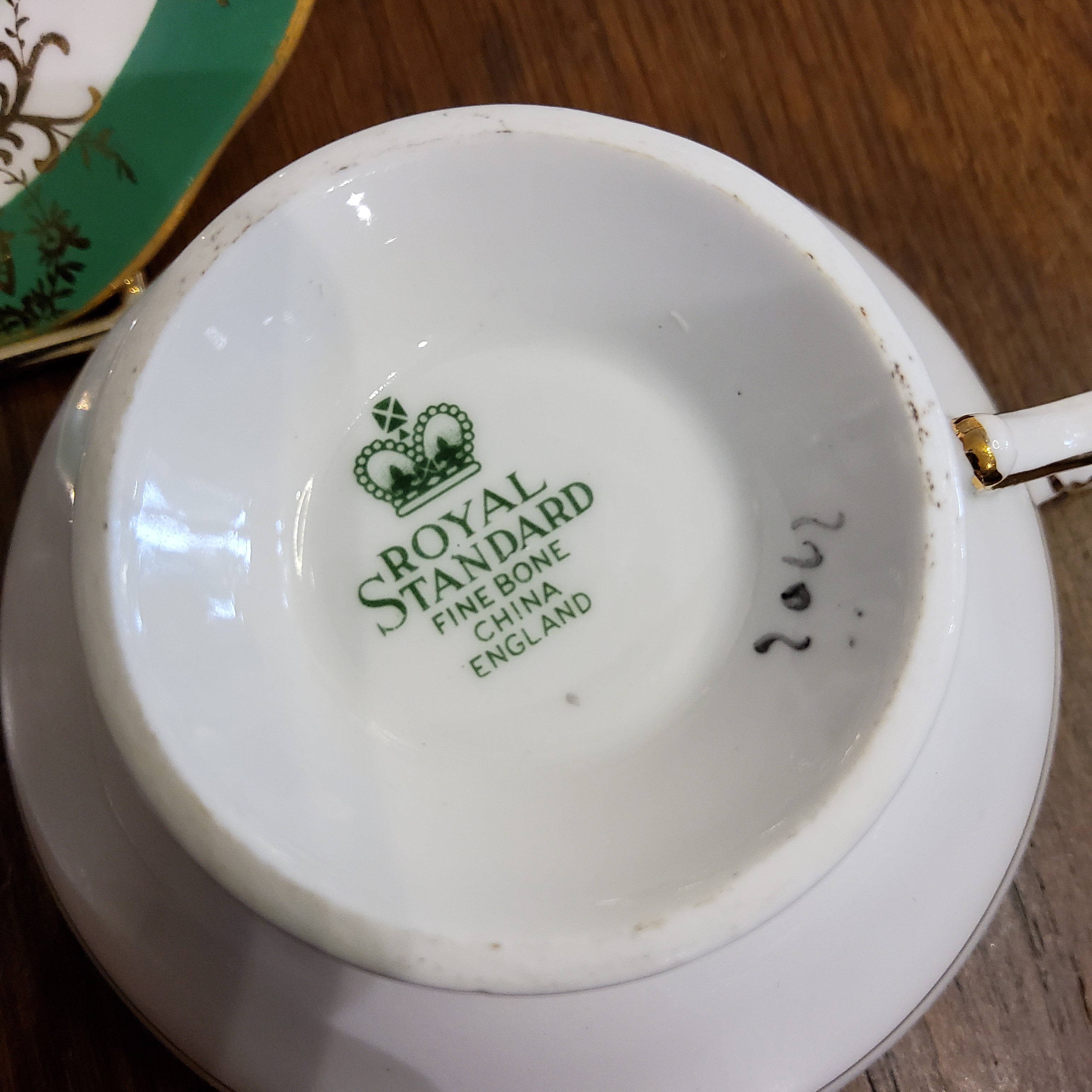 Royal Standard Fine Bone China Tea Cup & Saucer (Green & Gold Scroll with Rose Center)