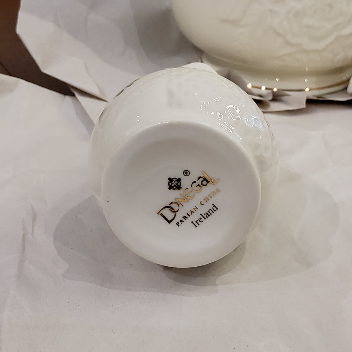 Donegal Parian China Shamrock Vase
