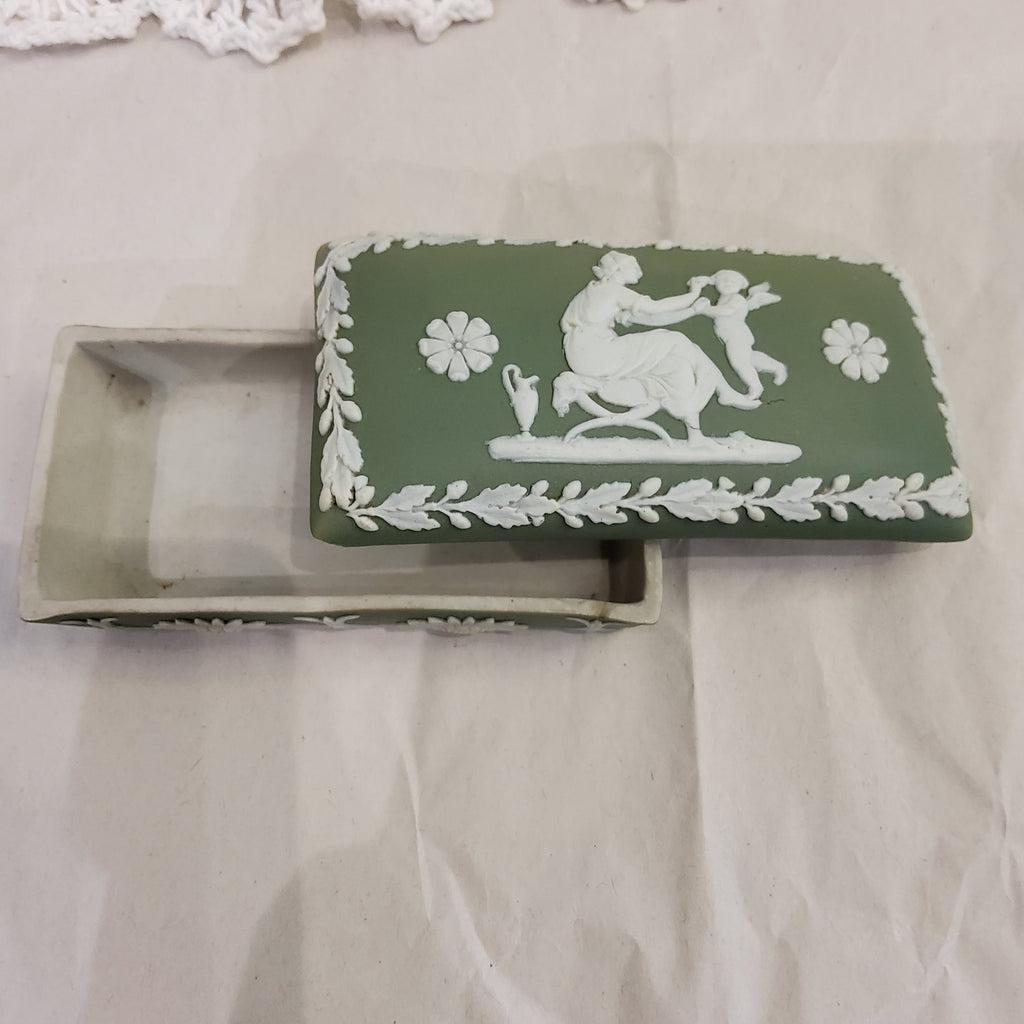 Wedgwood Green Jasperware Trinket Box - c1869