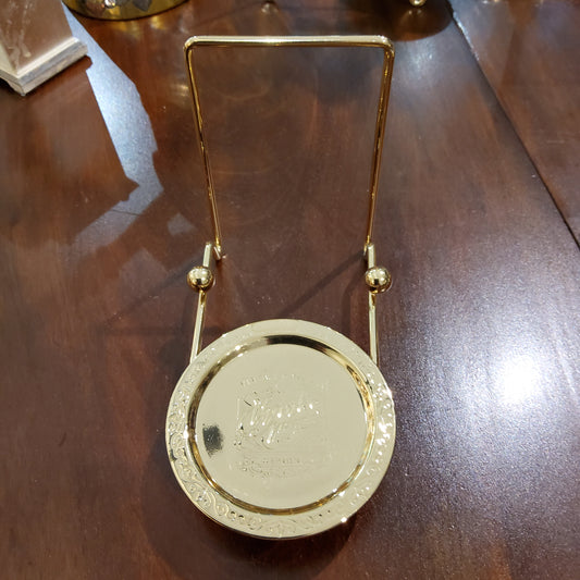 Beautiful plate and cup stand