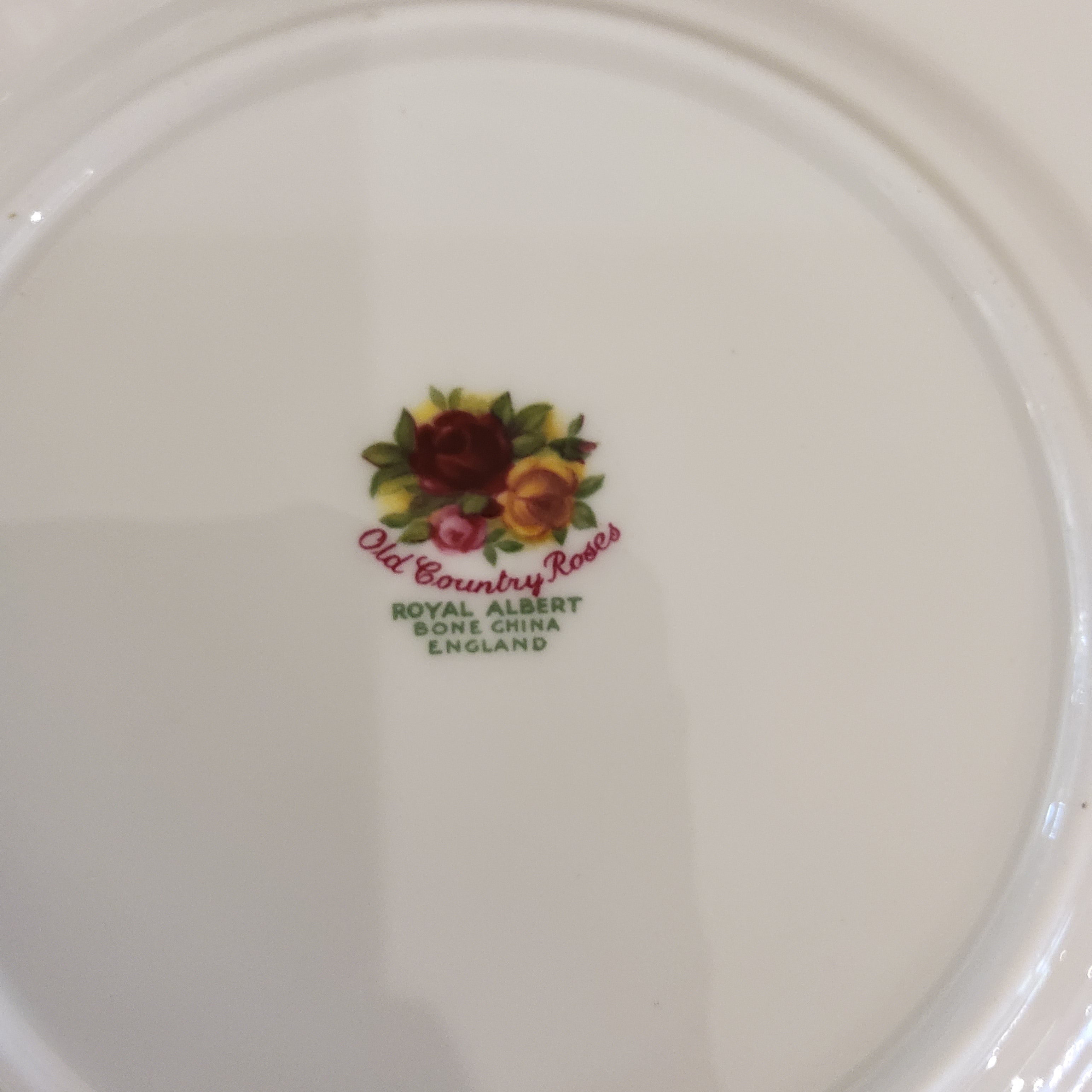Royal Albert Old Country Roses cake plate