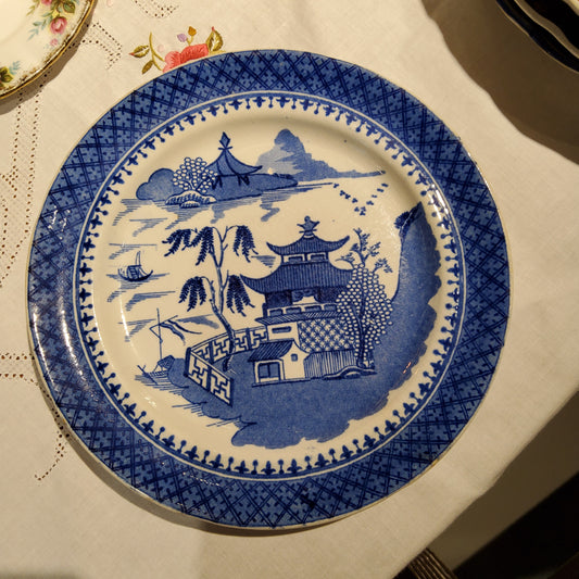 Early 19th century Antique J&W Ridgway Blue and white plate "Willow Pattern"