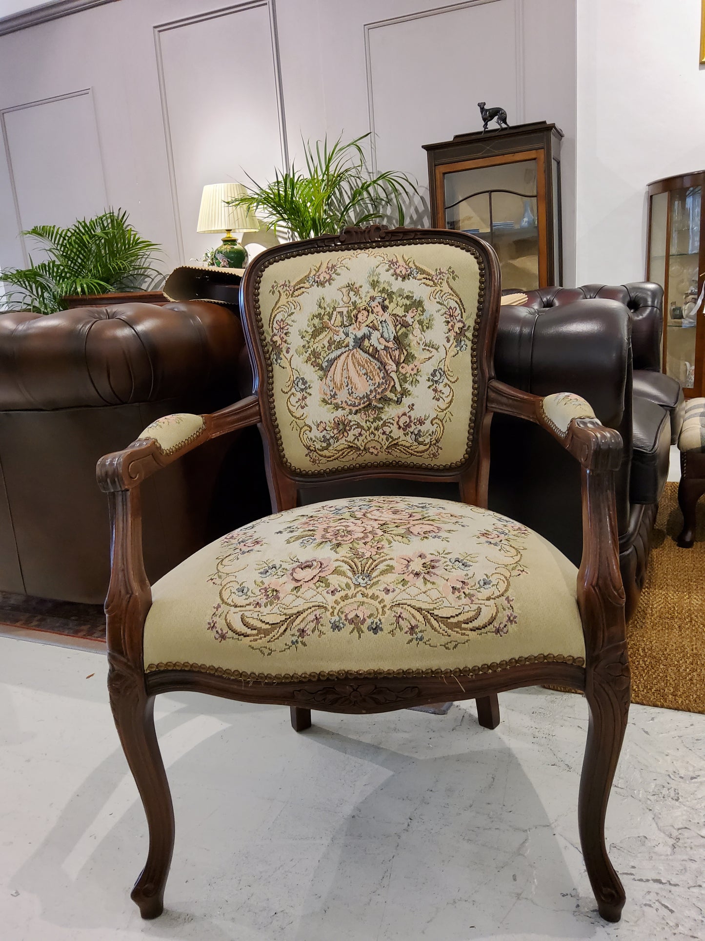 French style Victorian Chair