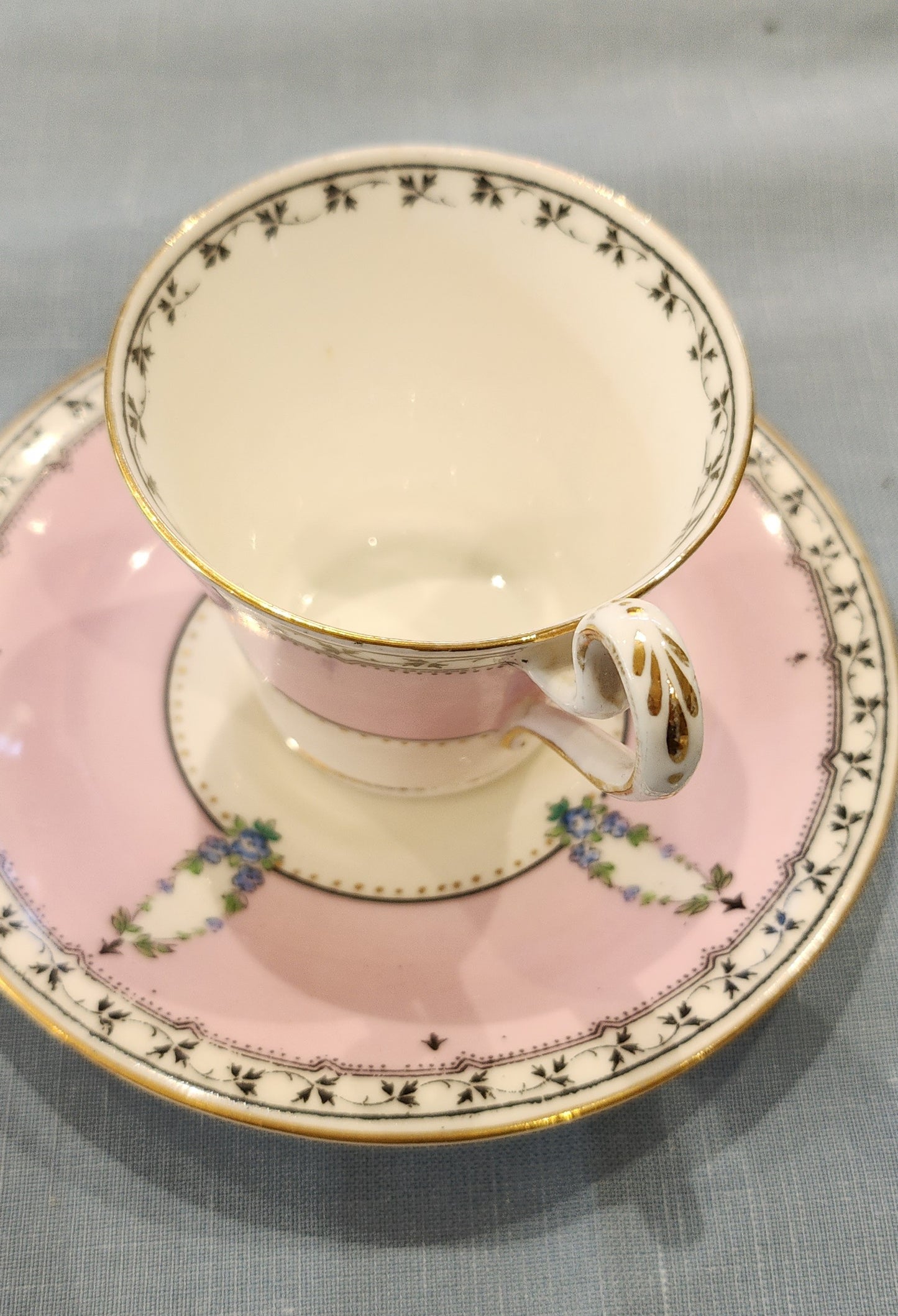 Rare Duchess E & B L pink Coffee set