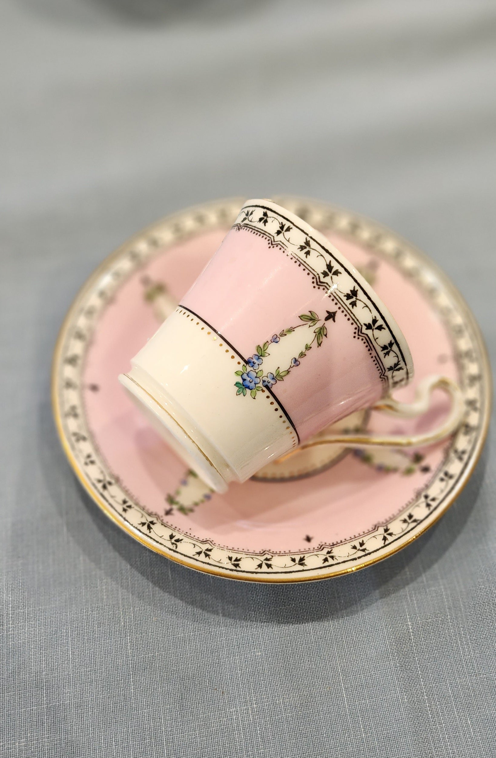 Rare Duchess E & B L pink Coffee set