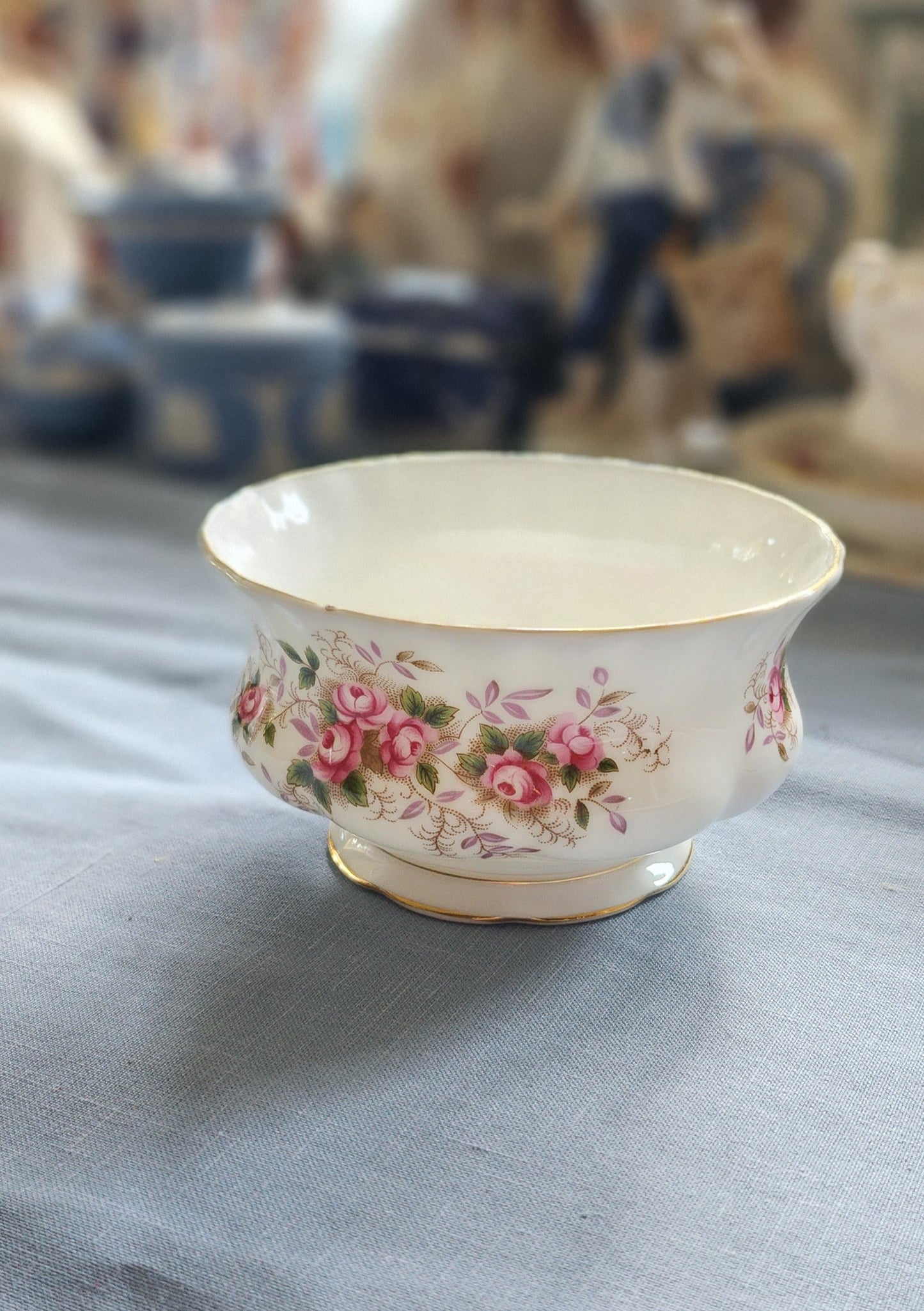 Royal Albert Lavender Rose Sugar bowl
