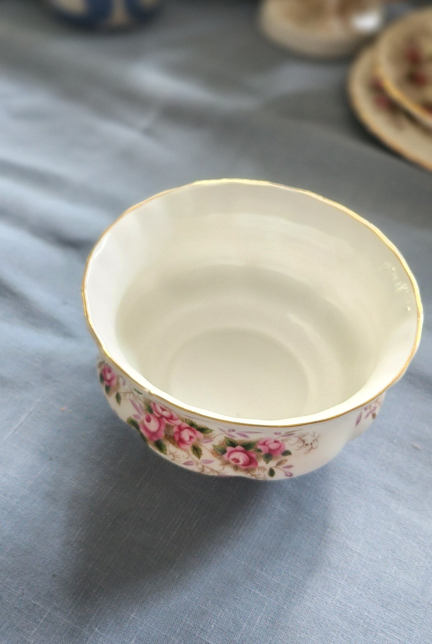 Royal Albert Lavender Rose Sugar bowl