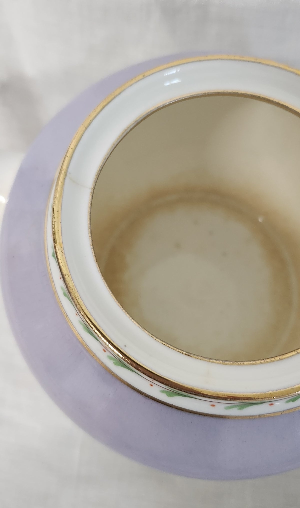 Rare Antique New Chelsea Handpainted Fine Bone China Tea pot - with minor line on rim and tea tainted in the pot