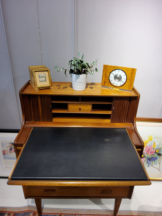 Antiques Writing Tabble Drawer