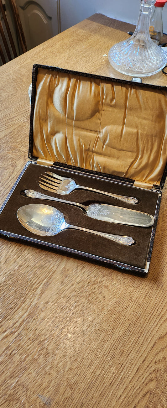 Vintage silver plated cake , salad serving cutlery