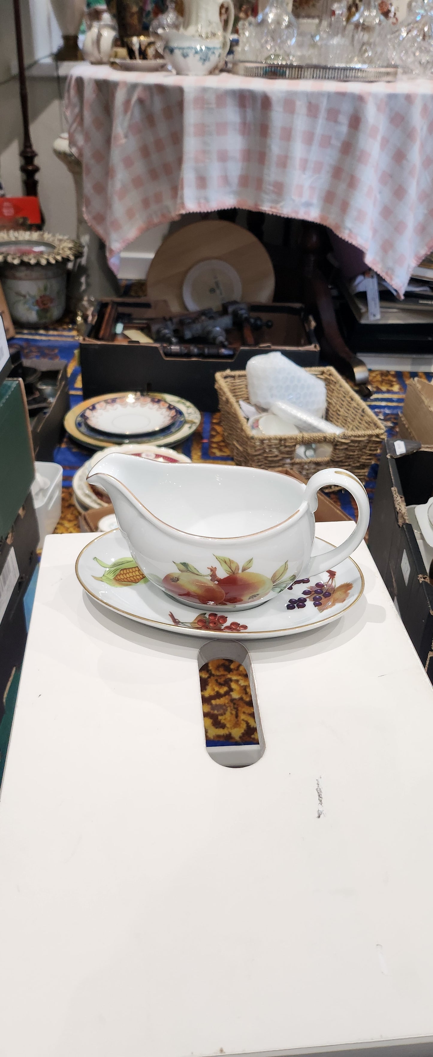 Lovely Royal Worcester Fine porcelain gravy bowl