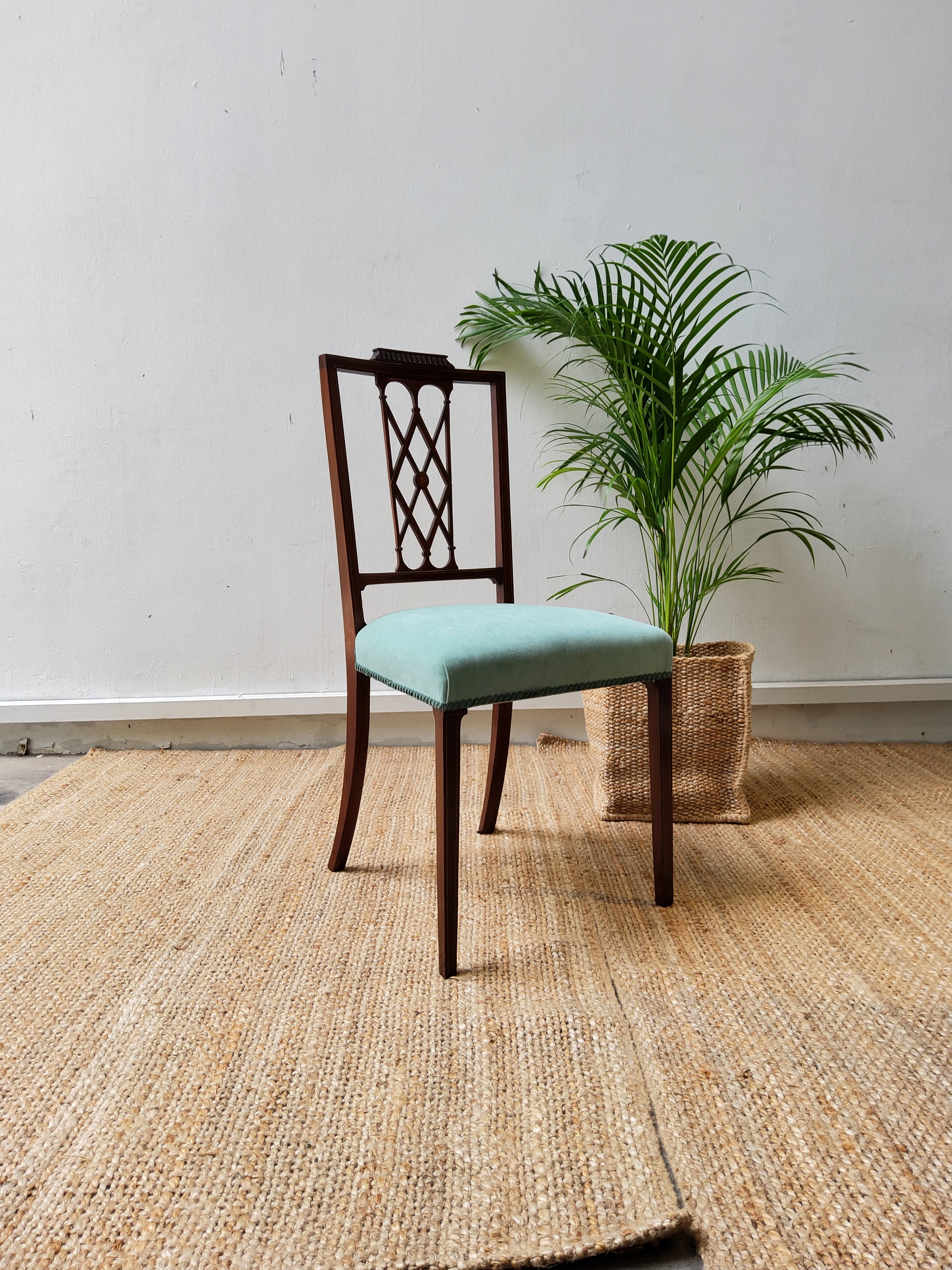 English Antique Inlaid Mahogany Chair