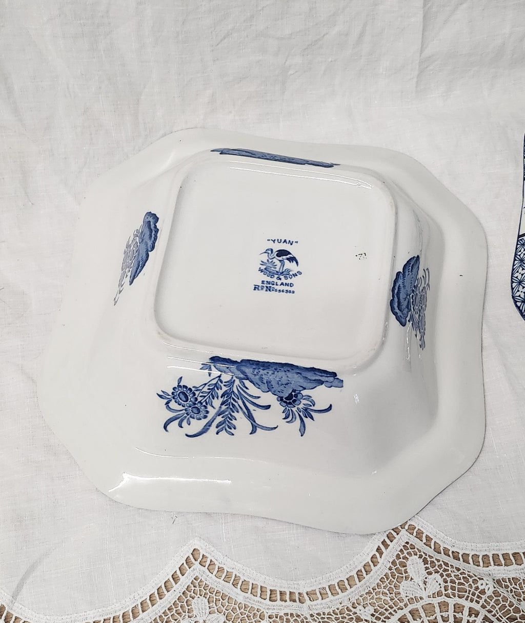 Wood and son blue and white tureen 1891 -1920