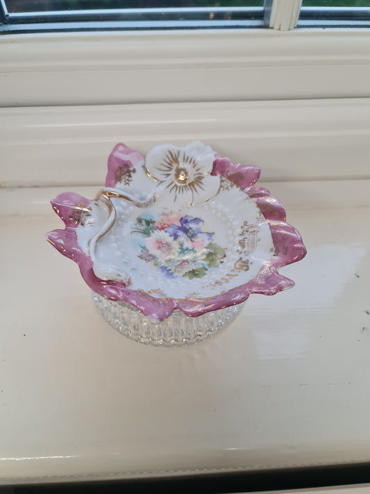 Antique German Ivy leaf shapes dish