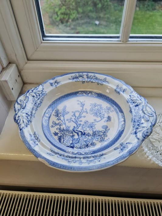 Large Antique 1864 Blue & White Minton Bowl - chip on edge 
Over 150 years old. A most impressive piece.