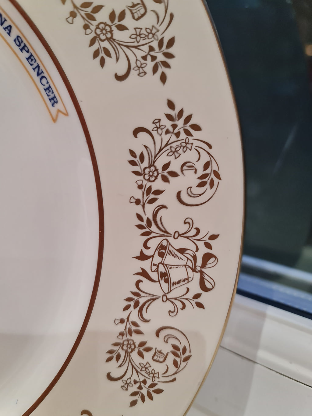 Vintage Aynsley Commemorate Plate of the Marriage of Lady Diana & Prince Charles.