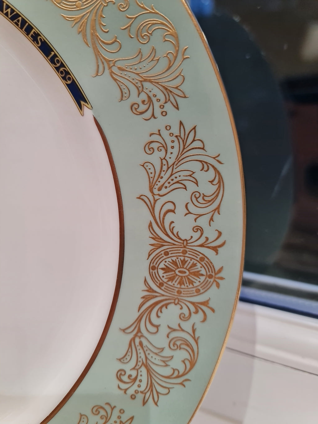 Delightful Collectir plate by Anysley