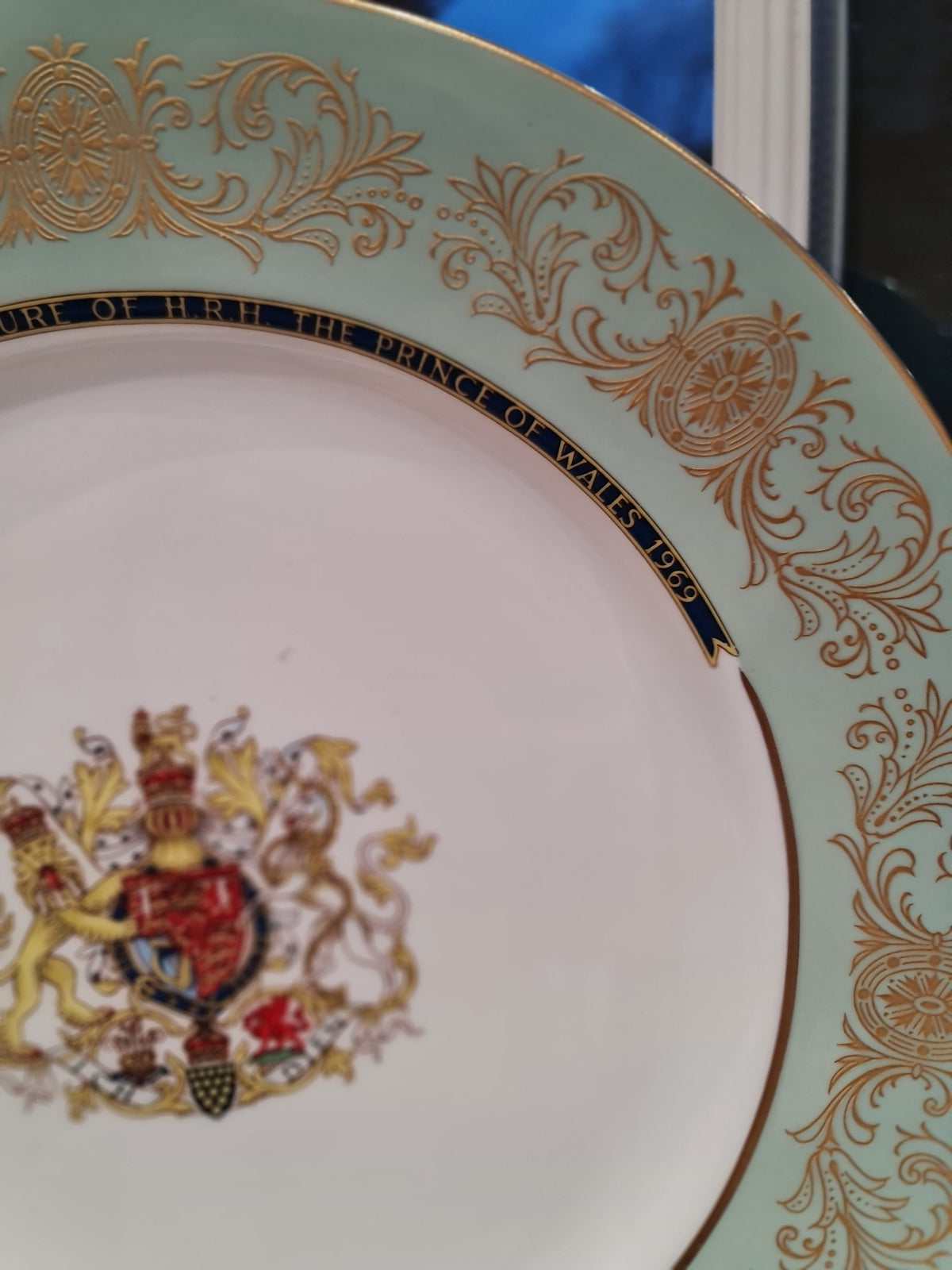 Delightful Collectir plate by Anysley