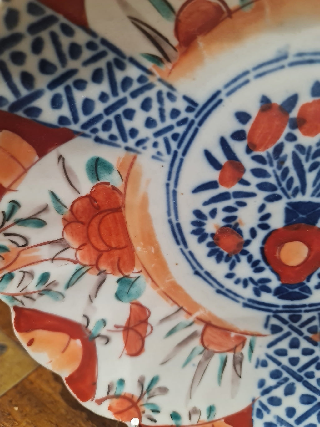 Japanese Imari plates, dishes and plaques