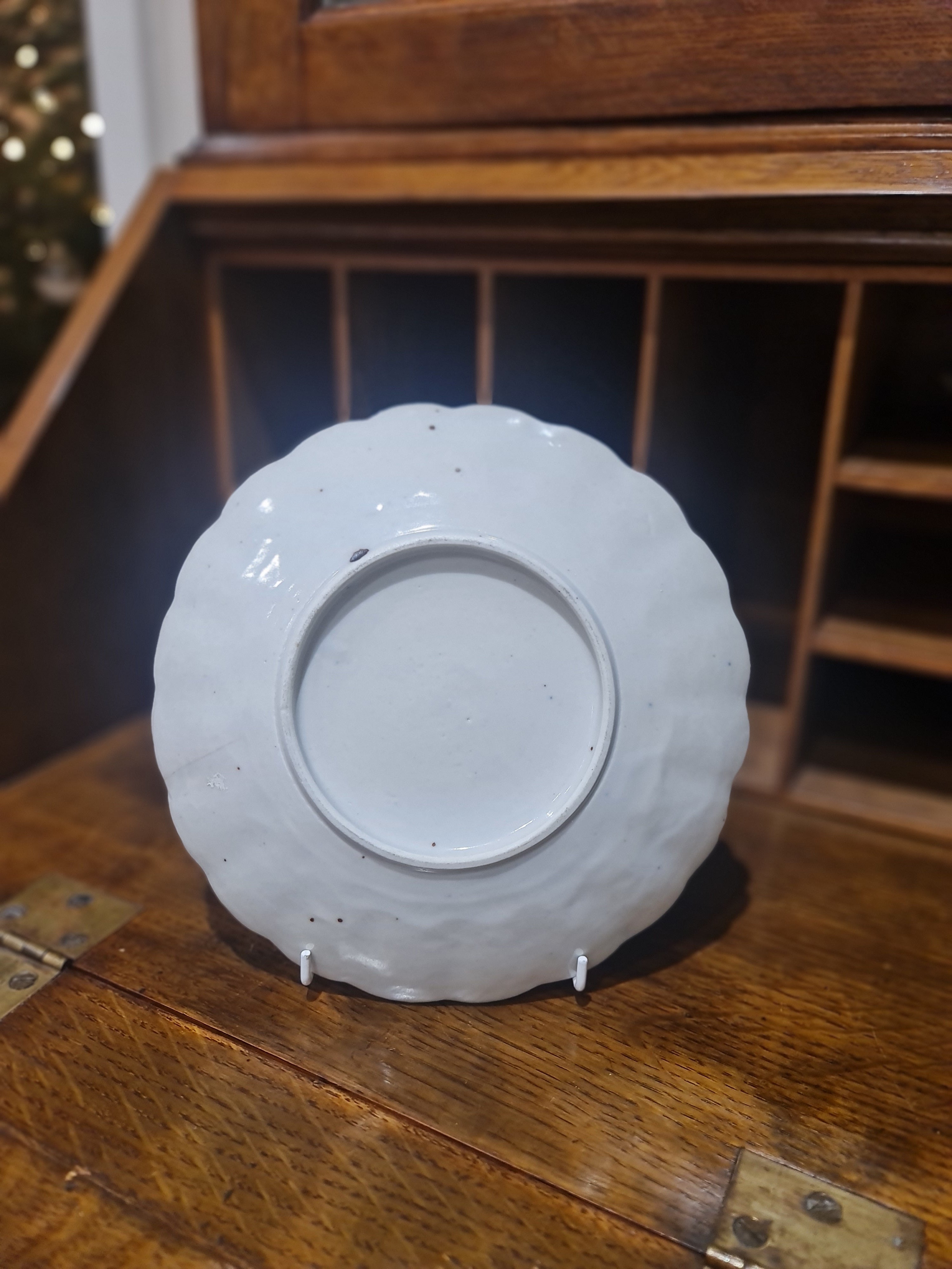 Japanese Imari plates, dishes and plaques