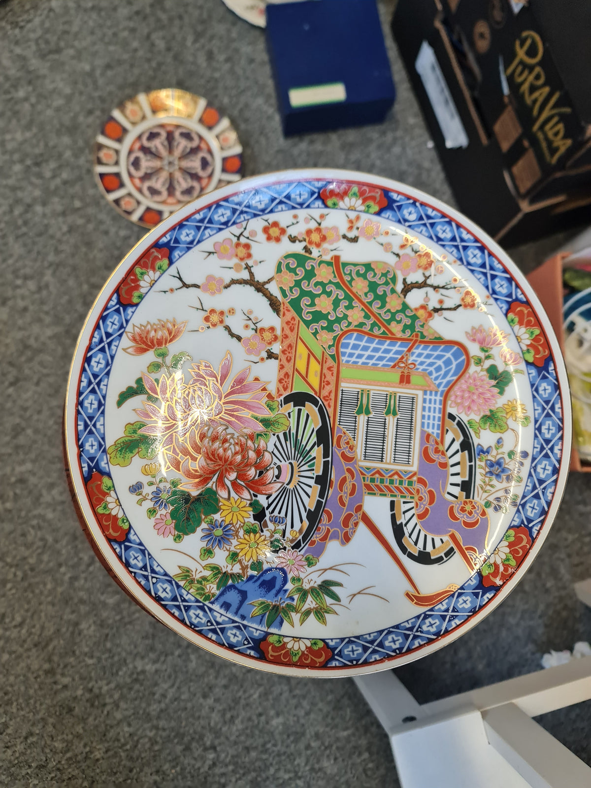 Gorgeous transferred ware big round plate