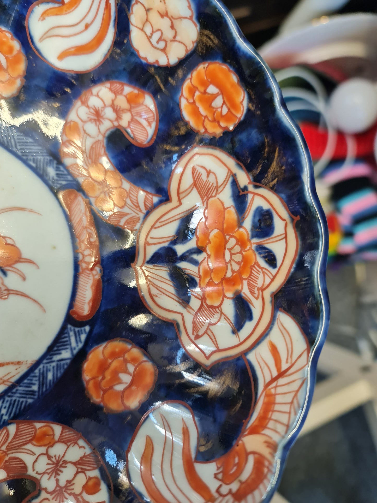 Edo period handpainted imari bowl