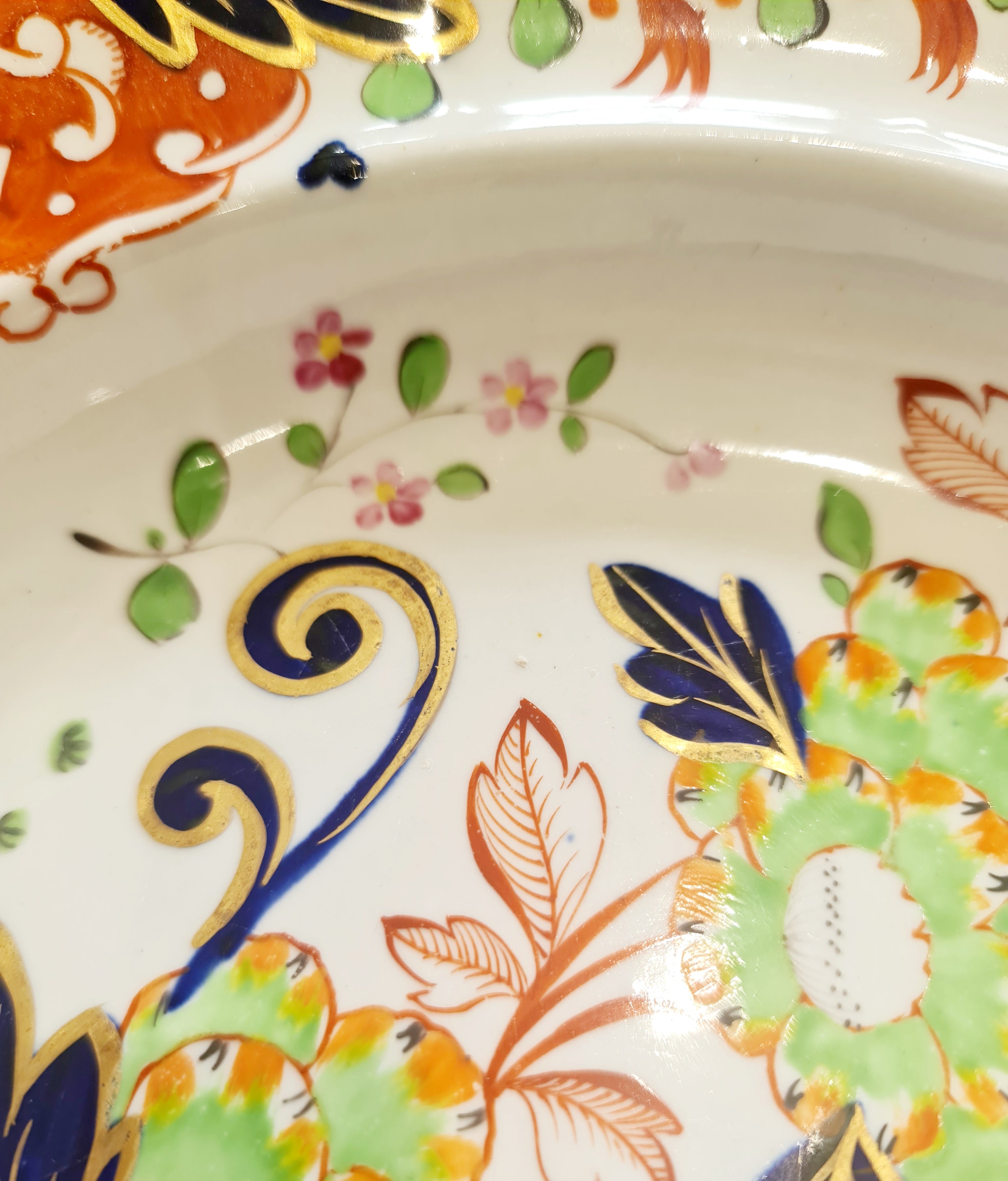 Georgian Davenport handpainted bowl with rim/plate