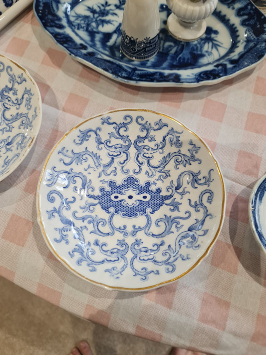 19th century Minton porcelain tea plare circa 1820