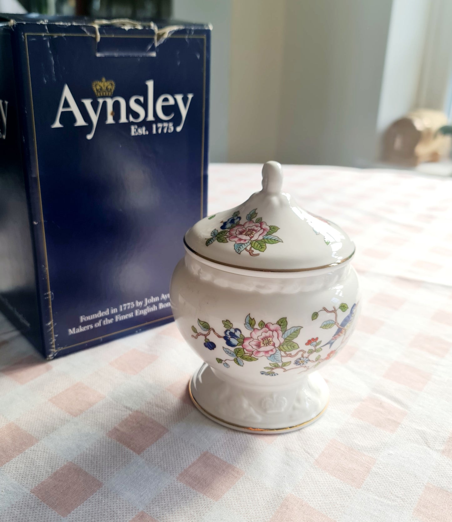 Aynsley Pembroke limited edition canister with lid