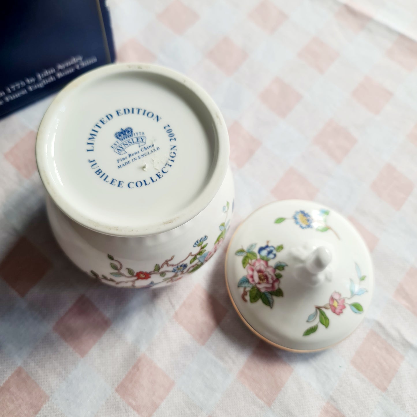 Aynsley Pembroke limited edition canister with lid