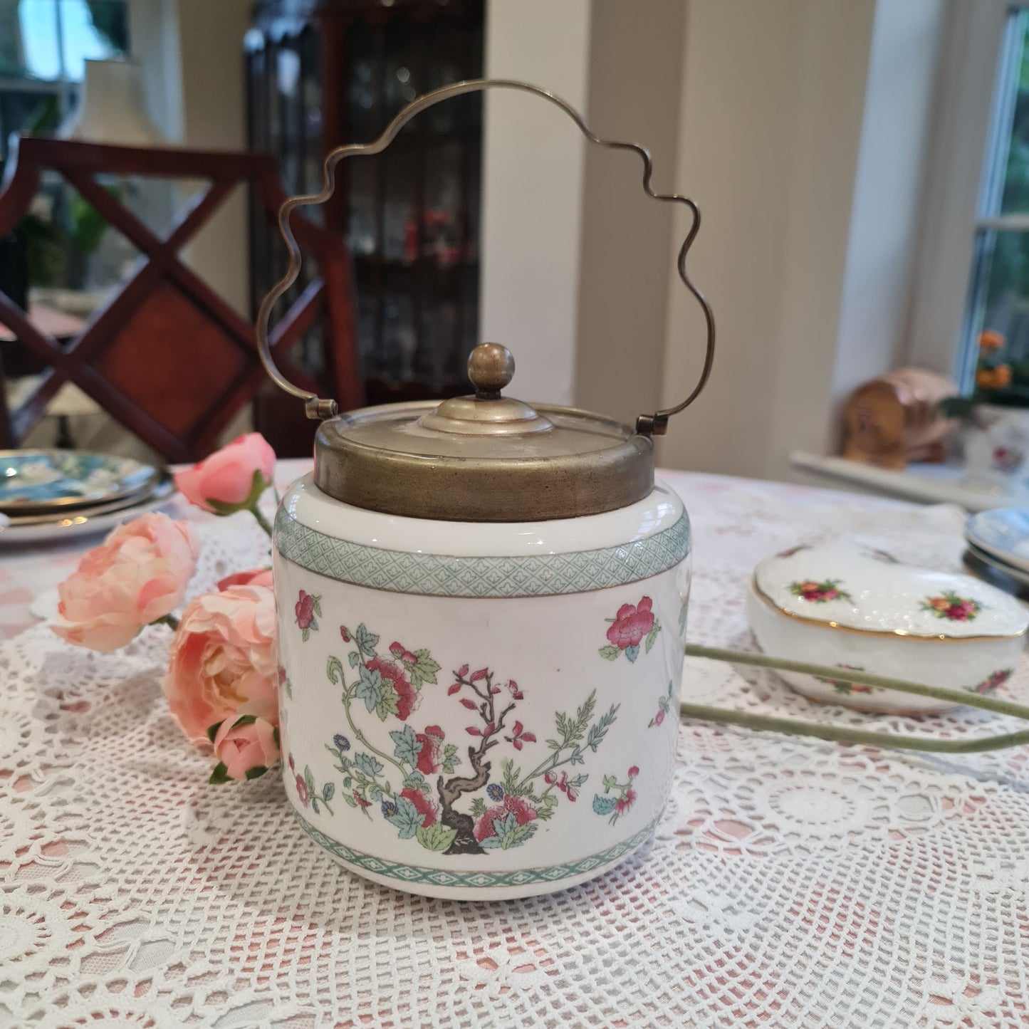 Rare 19th century biscuit barrel with Indian tree transfer print