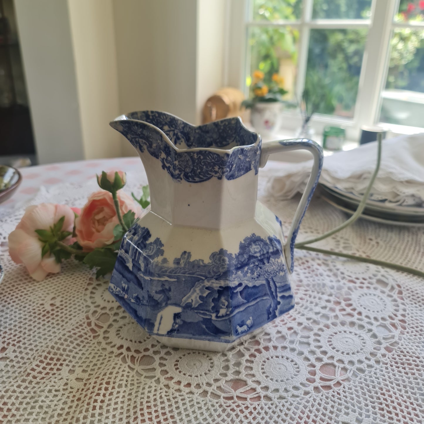 Rare Spode Hydrangea jug in blue Italian style 1912