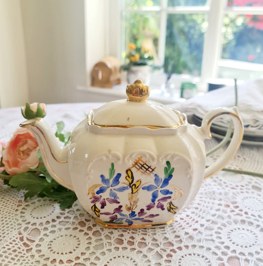 Antique Sadler handpainted tea pot
