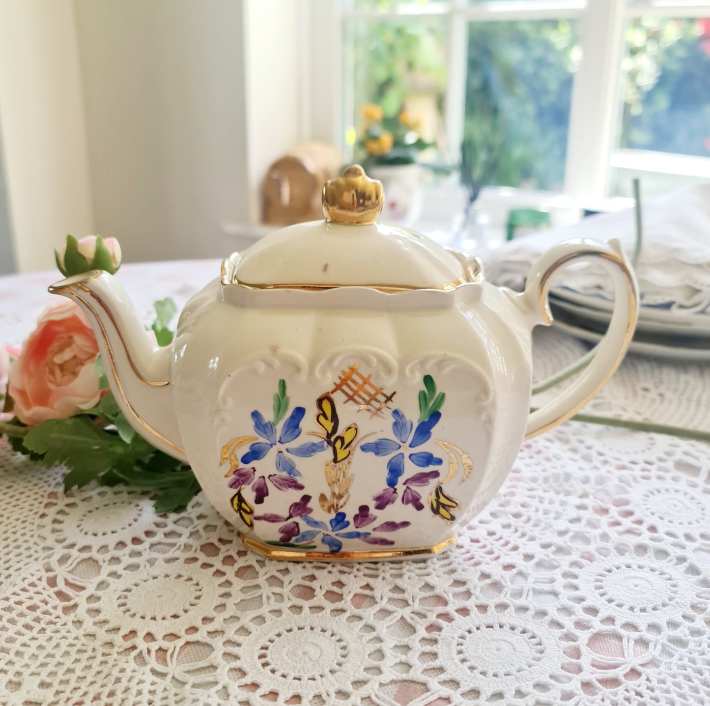 Antique Sadler handpainted tea pot