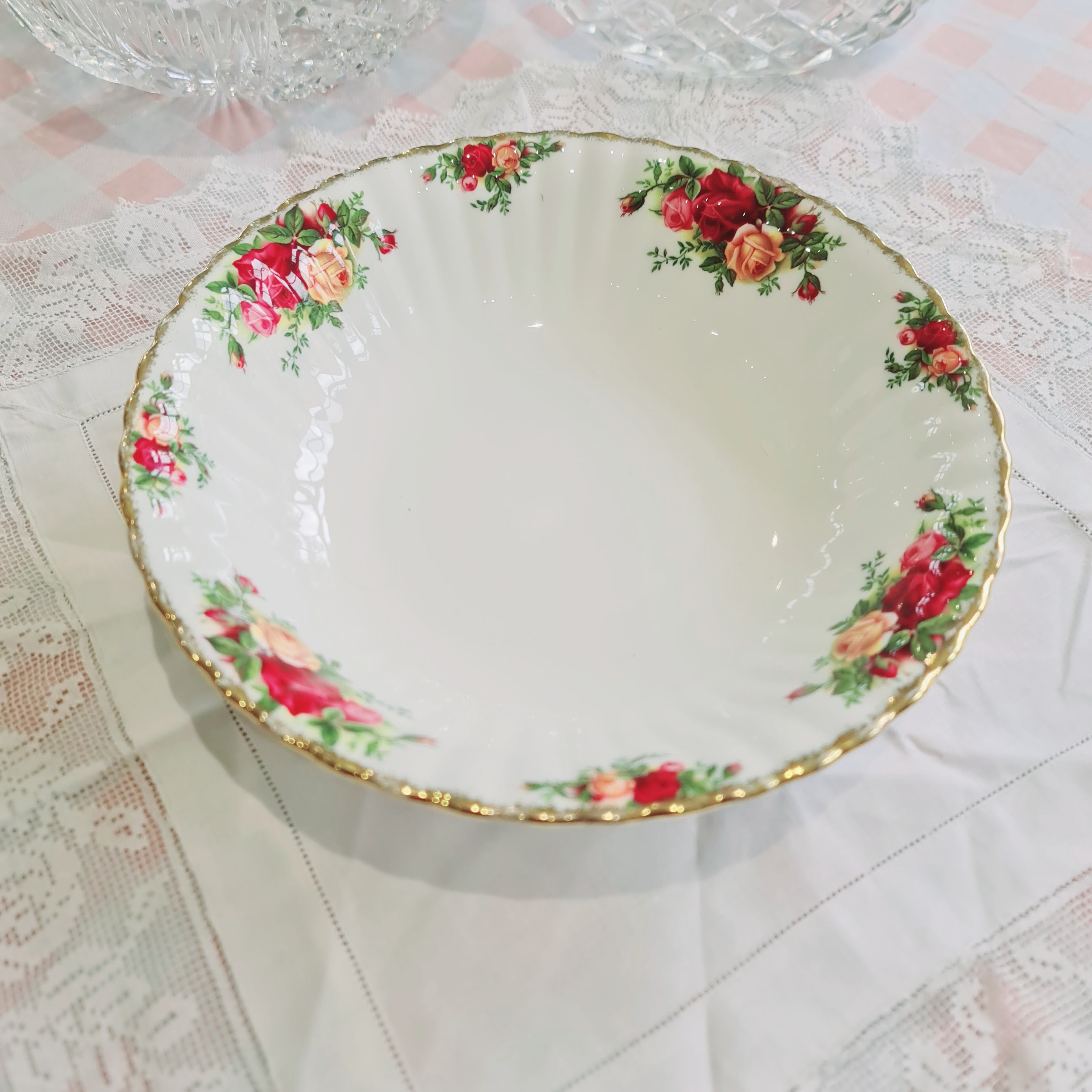Royal Albert old Country Rose big serving Bowl